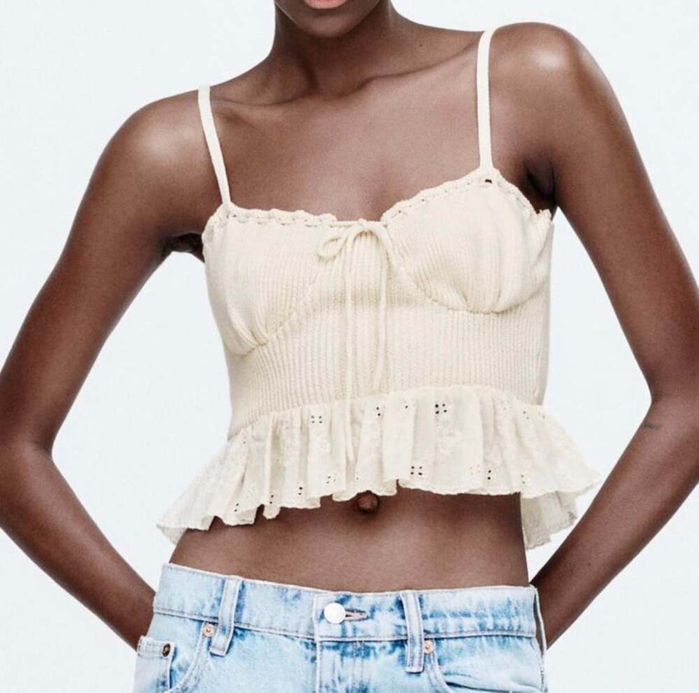 ZARA Cotton Ribbed Knit Crop Top Off White Eyelet Peplum Hem Women's M